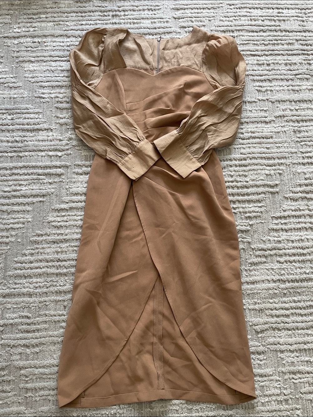 Women's Taupe Puff-Sleeve Midi Dress